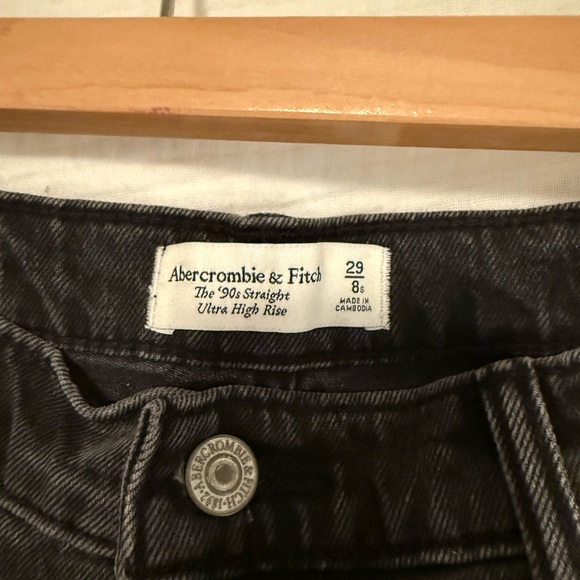 Abercrombie Jeans - 90s Straight Ultra High Rise size 29 (8) short - Picture 2 of 4